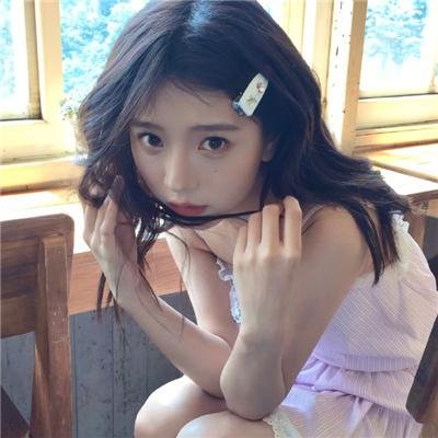 怪笑少女
